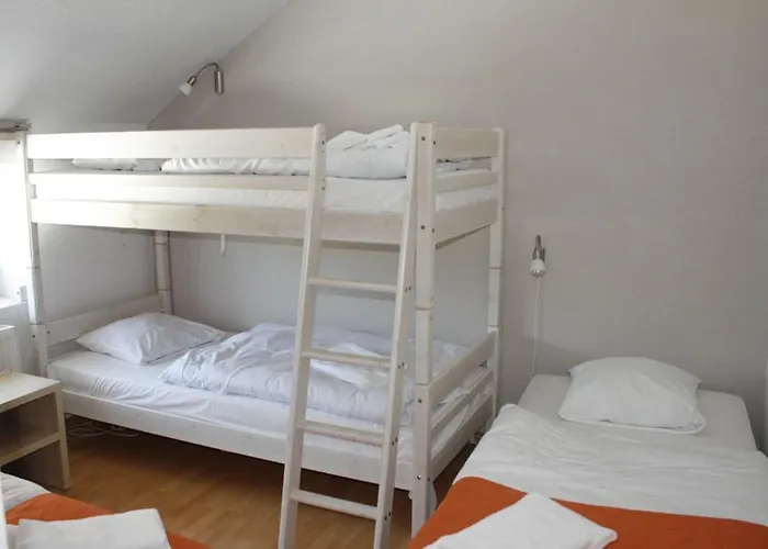 Toscana Restaurant And 2*