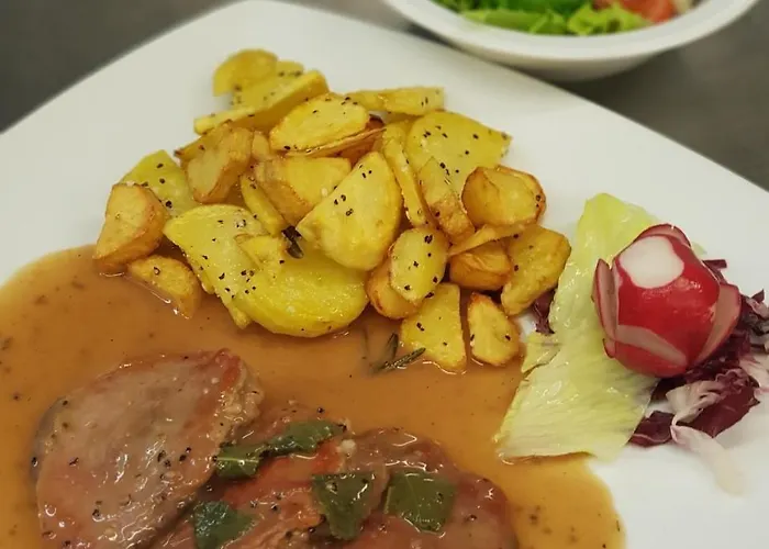 Maison d'hôtes Toscana Restaurant And